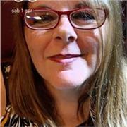 Laureata impartisce lezioni private di italiano,latino,filosofia,matematica,inglese,pedagogia,psicologia